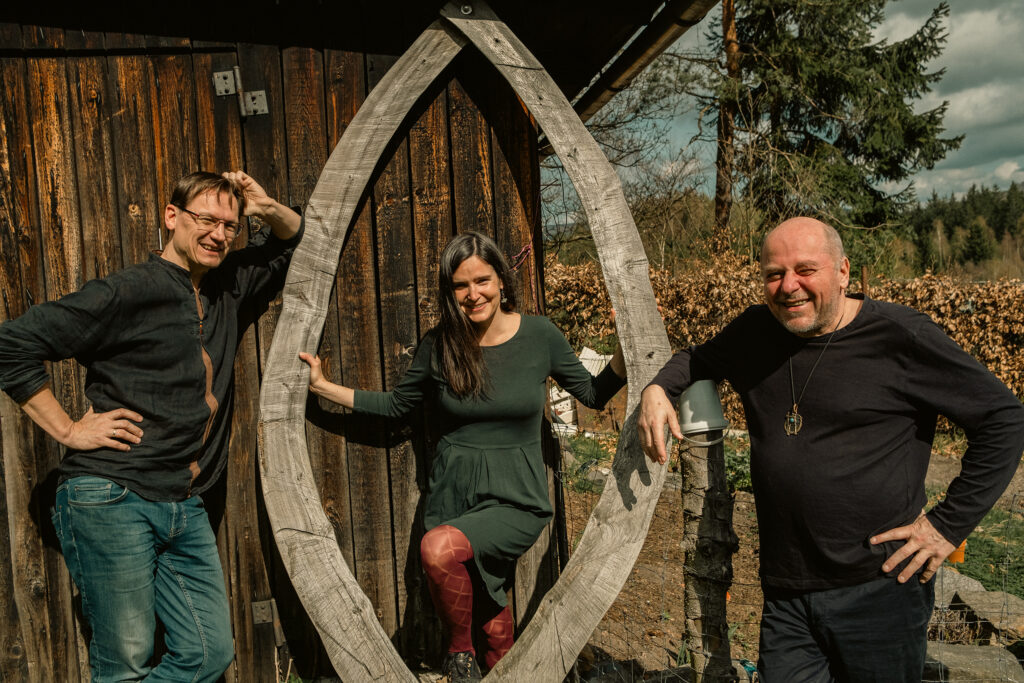 Číro na důchod -Vladimír Václavek, Jana Vébrová, Petr Tichý